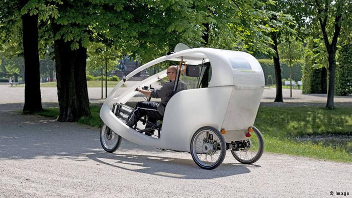 Three wheeled rikshaw 